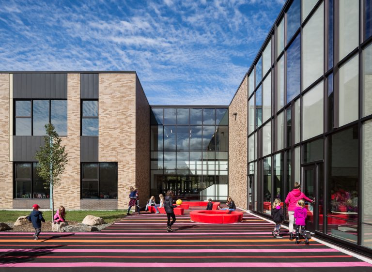 École primaire du Grand-Rocher